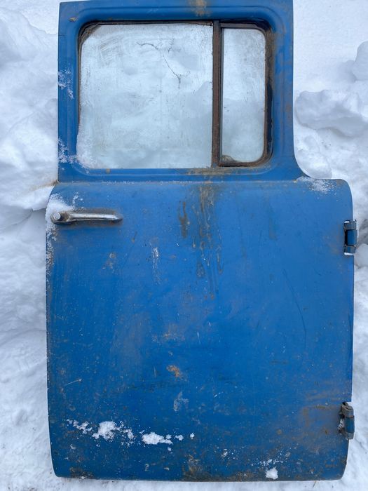 Двері автомобіля Зіл 130