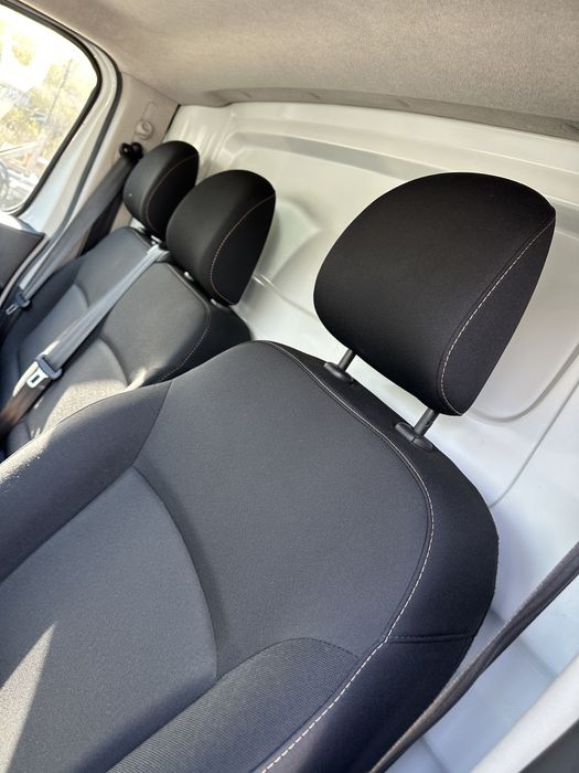 Продам Renault traffic 2019 1.6