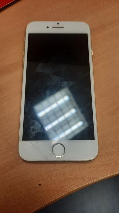 Iphone 8 64Gb (DANIFICADO)
