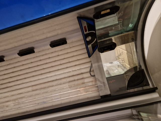 Solarium Ergoline Advantage 400