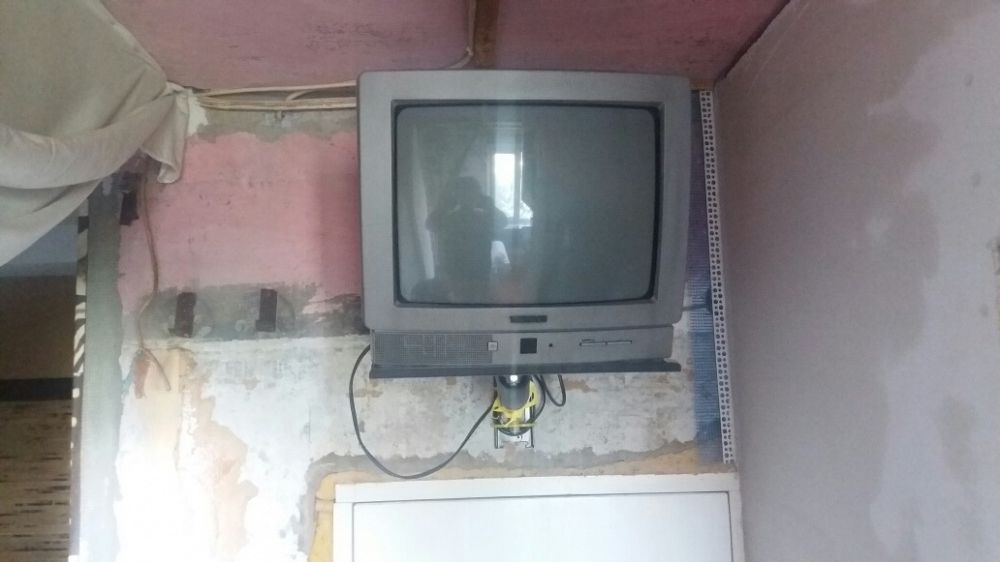 Продам телевизор
