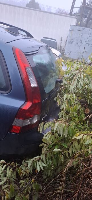 Volvo V50 na części