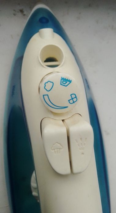 праска(утюг) TESCO IR06  Steam  Iron / 1200W/
паровий режим/автоматичне відк