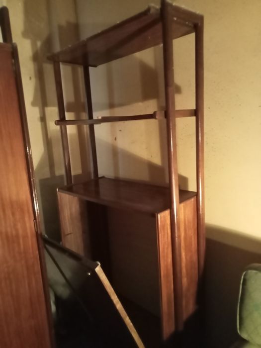 Armário com cama de solteiro