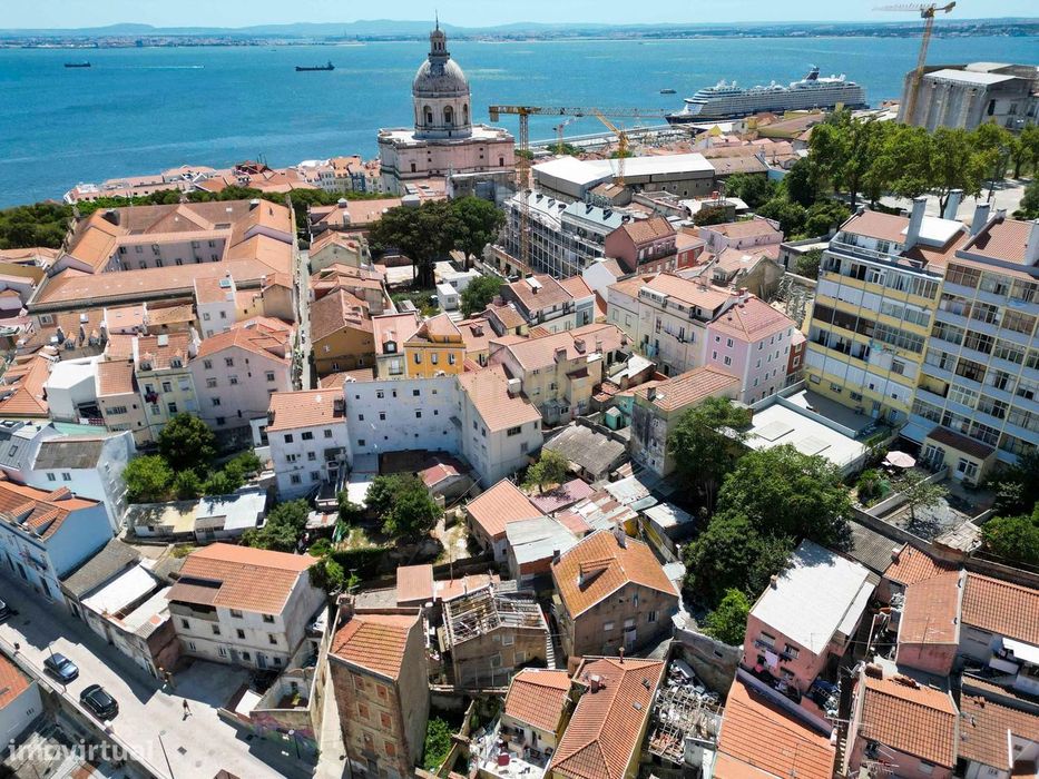 Terreno Urbano em São Vicente, Lisboa - Oportunidade Única