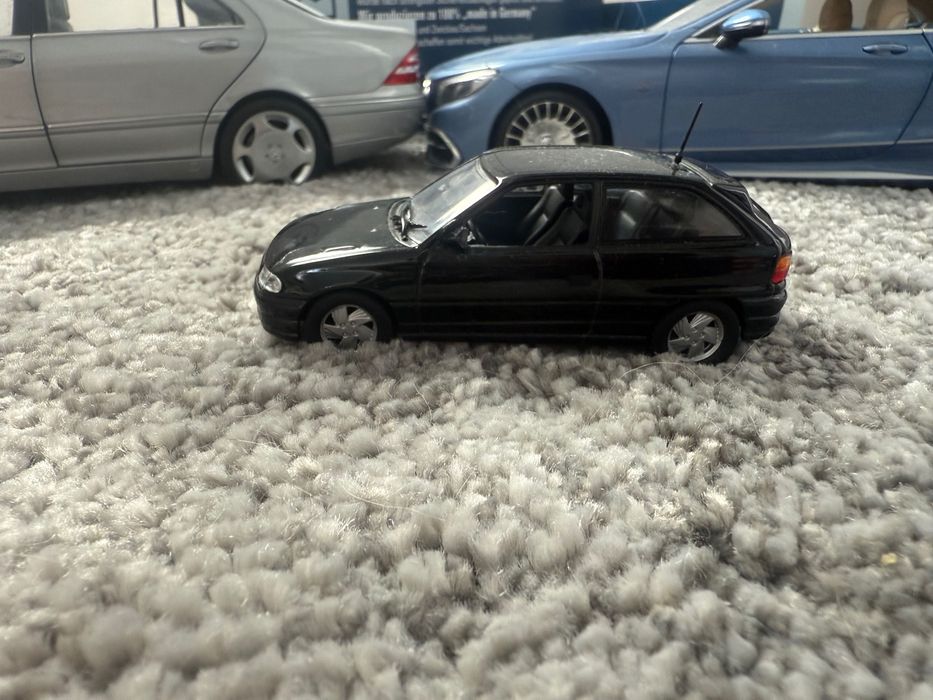 Opel astra gsi 1:43 triple 9/// 1 z 1000 sztuk