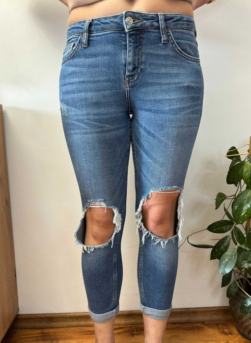 Spodnie jeansowe rybaczki 3 4 z dziurami Lucas Topshop Moto W26 L30 S