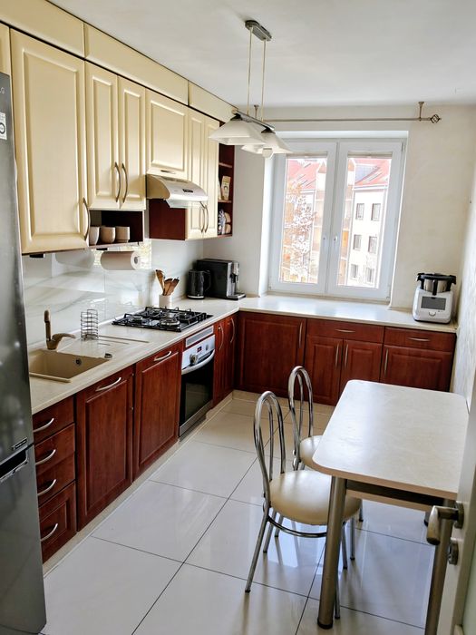 3 pokoje, 57 m², klimatyzacja i duży balkon – Świdnik