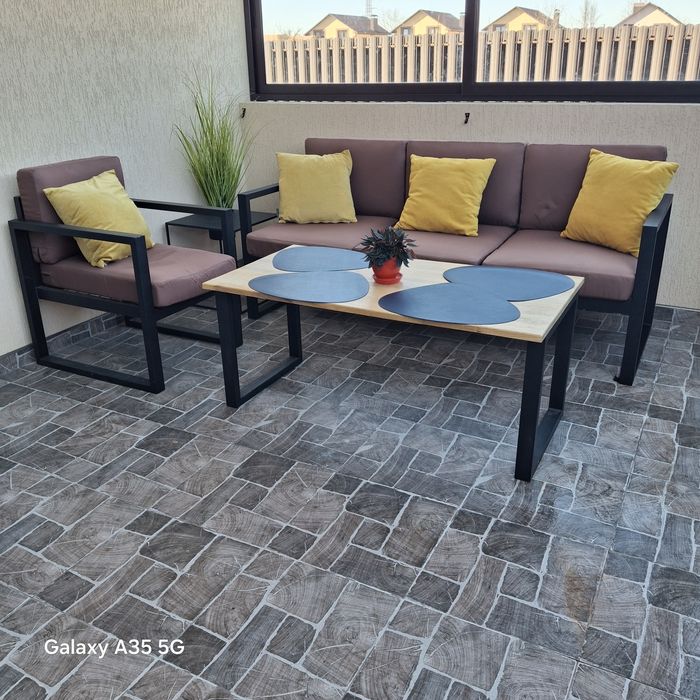 Садова мебель на терасу.