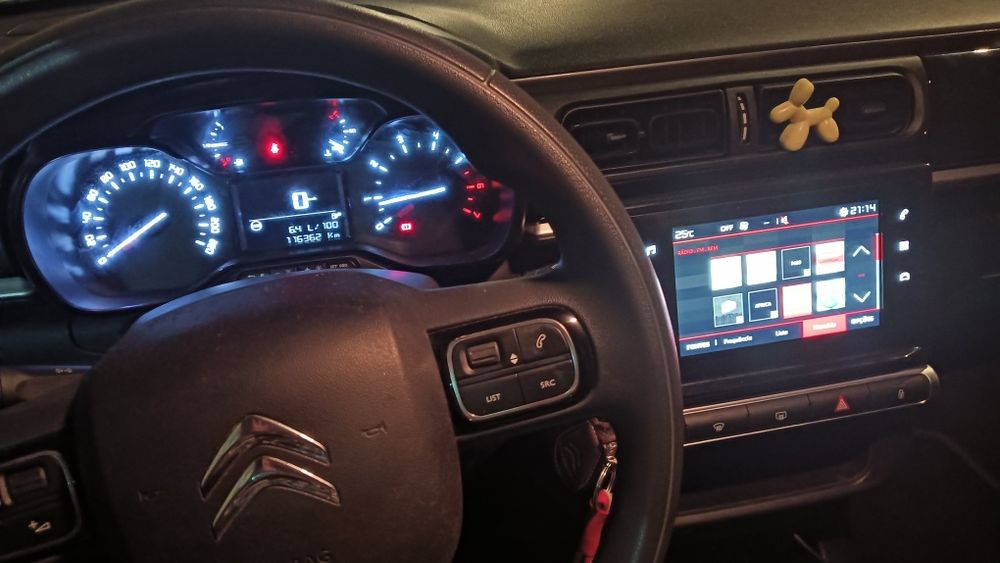 Citroen c3 ano 2018 gasolina.