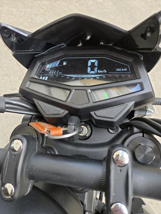 UM 125cc 2022 de garagem
