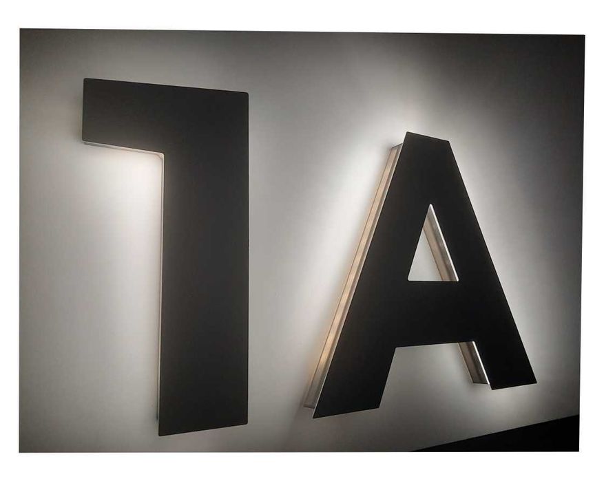 Cyfra 3D Podświetlany Numer Domu LED Aluminium 30 cm Kolory