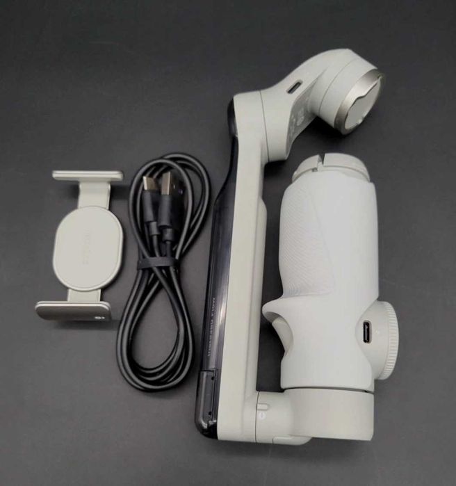 Стабилизатор для смартфона Insta360 Flow