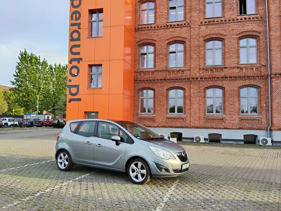 Opel Meriva Opel Meriva 1.4 Turbo niski przebieg, panorama dach bogate wyposazenie