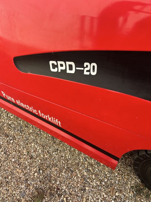 Empilhador Elétrico CPD20 2T - Novo