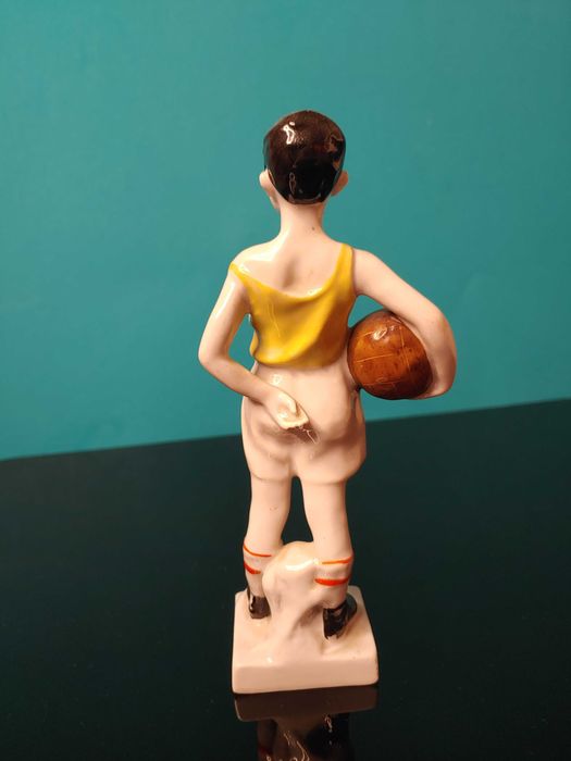 LYFT 【完売品】VINTAGE STATUE Y GRAPHIC Фарфоровая статуэтка «Юный футболист. Вратарь» ЛФЗ скульптор