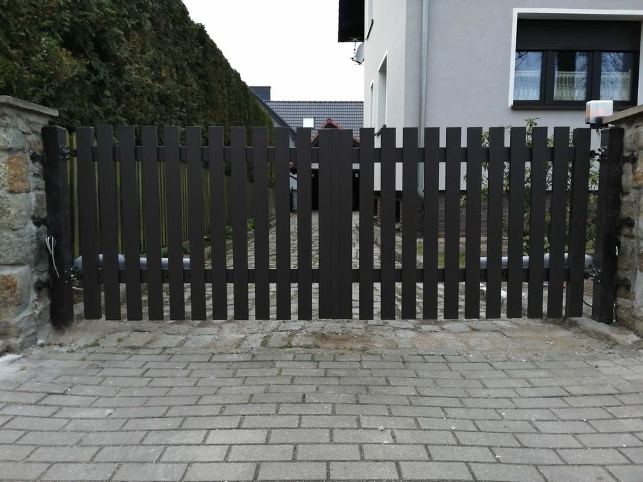 Brama ogrodzeniowa przesuwna