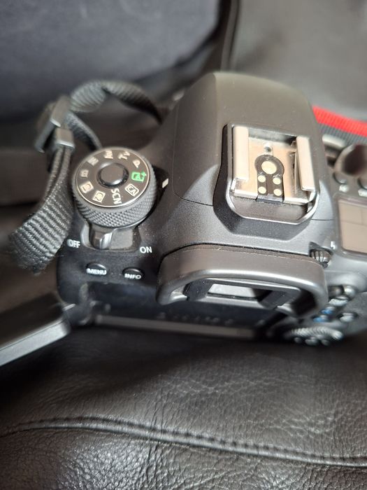 Кенон 6д марк2 +спалах yn 600 rt2 в ідеальному стані