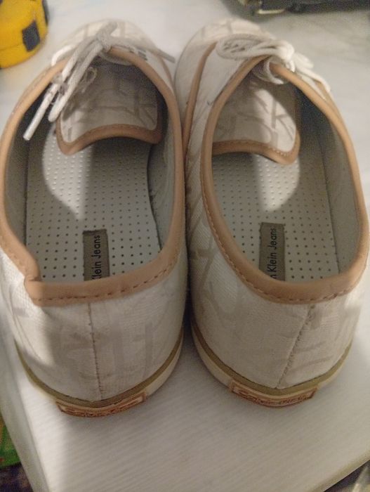 Женские кеды Calvin Klein р38