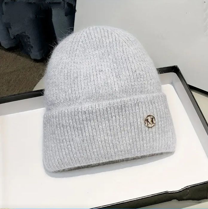 Шапка жіноча зимова