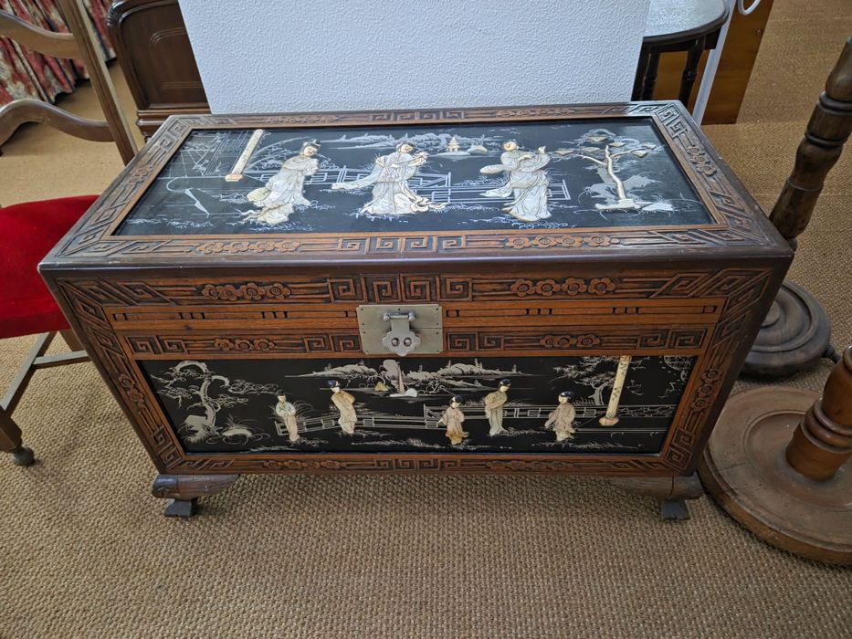 Arca Oriental em canfora