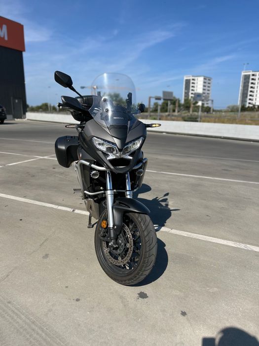 Honda VRF 800X Crossrunner