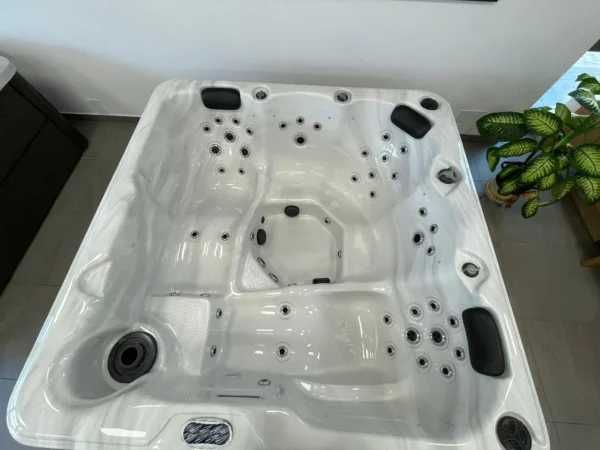 Wanna SPA Goldline Jacuzzi Ogrodowe Całoroczne 5 Osób