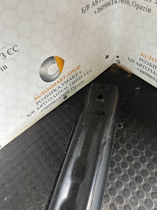 Підсилювач переднього бампера Smart Fortwo 451 2007-2014