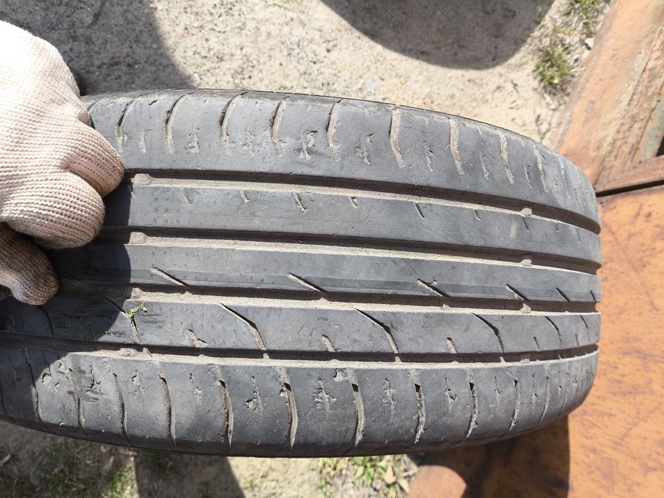 Шини Continental 205/55 R16 літо