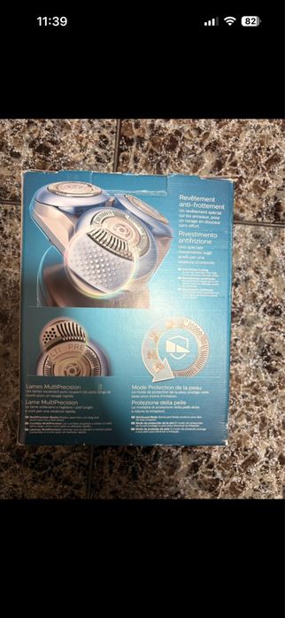 Máquina de Barbear Philips Shaver 6000 - NOVA (Nunca usada)