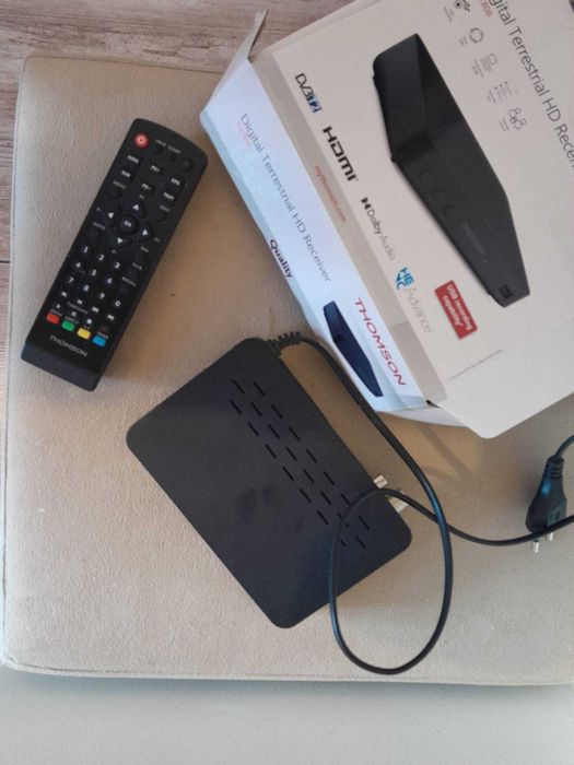 Dekoder Thomson THT808  i Antena Thomson ANT1538BK - zestaw