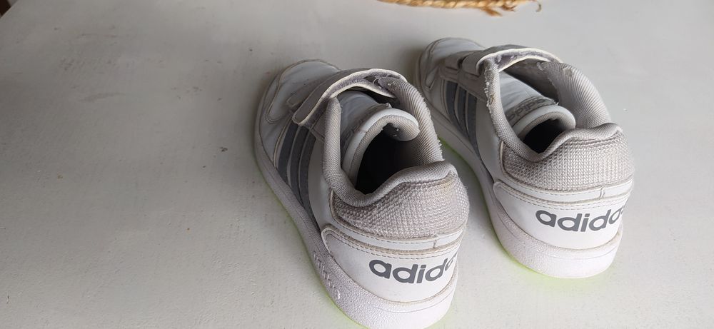 Buty adidas na rzepy 34