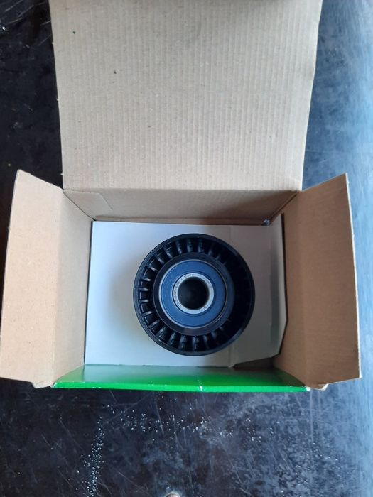 Ведущий паразитный ролик ауди а6с6.