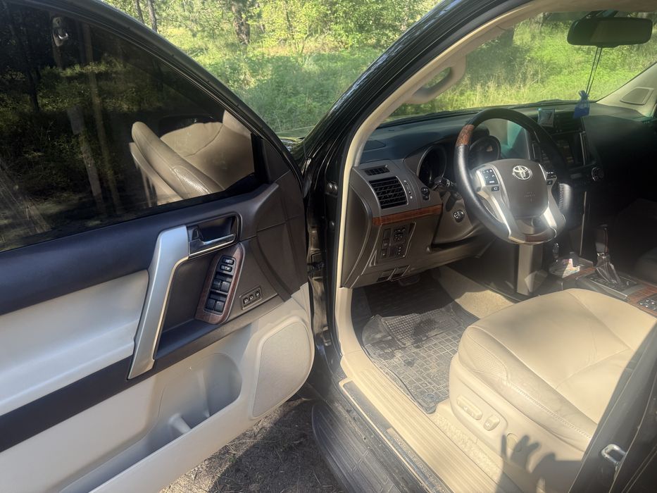 Продам Toyota land cruiser prado 150