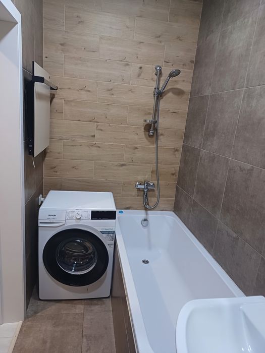 Сдам 2 кв.пр-ктСвободы с шикарным видом на сквер с фонтанами 20000 грн