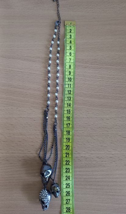 Колье с черепами