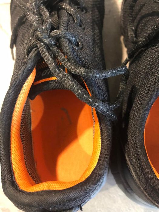 Термокросівки чорні