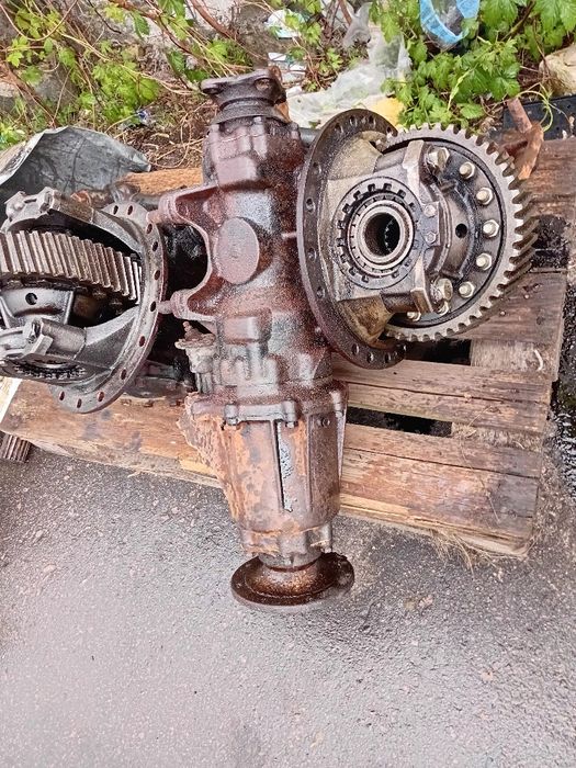 Продам средний редуктор Камаз 49 зубов.