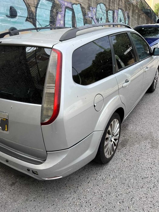 Ford Focus Station 1.6Tdci 109cv Titanium — photo 3