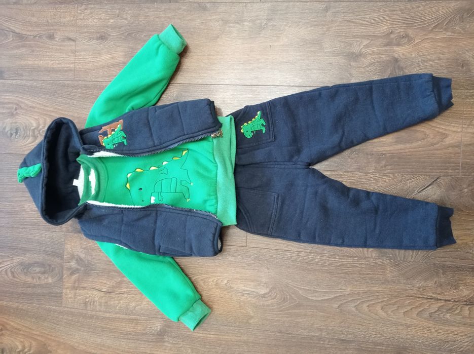Комплект теплый (кофта, штаны, жилетка) next 12-18-24 м (1,5-2 года)