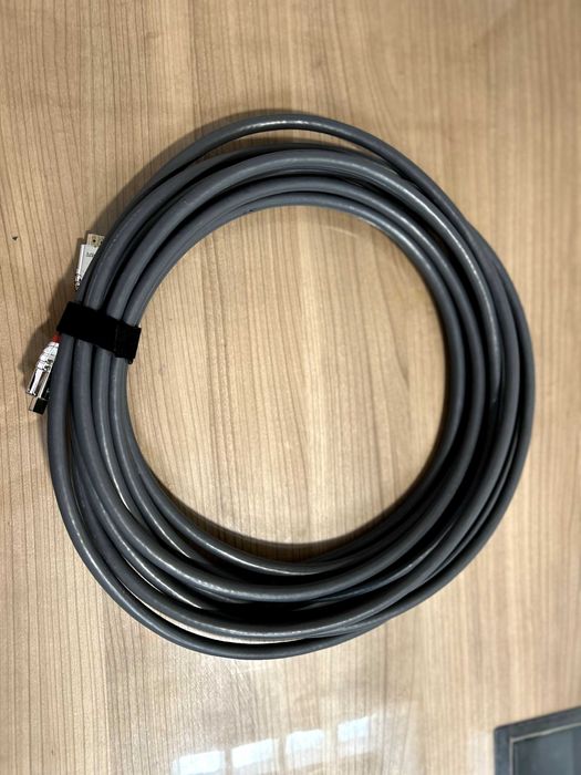 3 Cabos HDMI Lindy Profissionais (10m e 20m) – 4K / Ultra HD