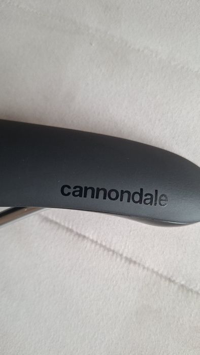 Selim Cannondale Scoop Shallow 142mm