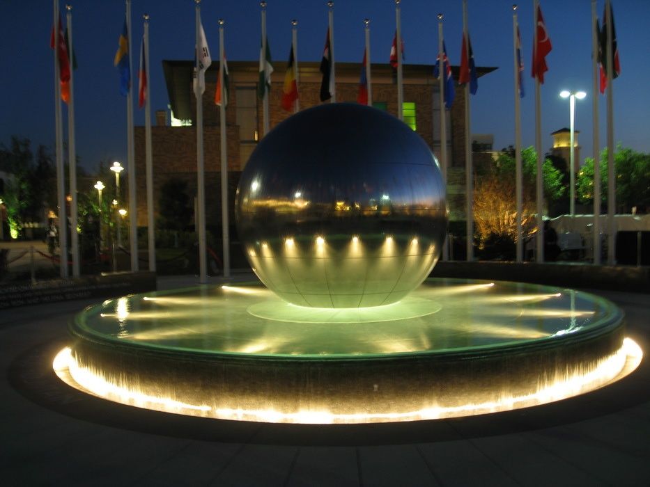 Fontanna kula ze stali nierdzewnej H150cm