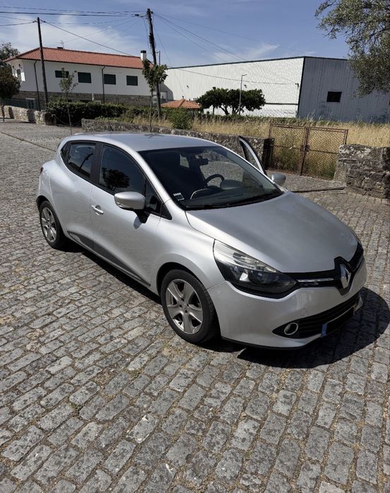 Renault Clio Energy dCi 90 EDC Limited – Automático (2015)