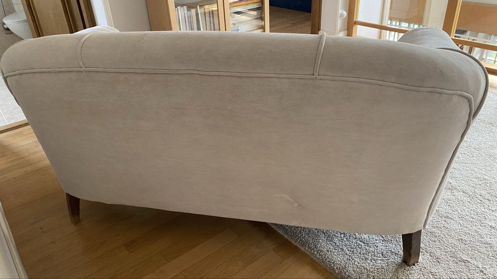 Antyczna sofa klubowa w stylu Biedermeier