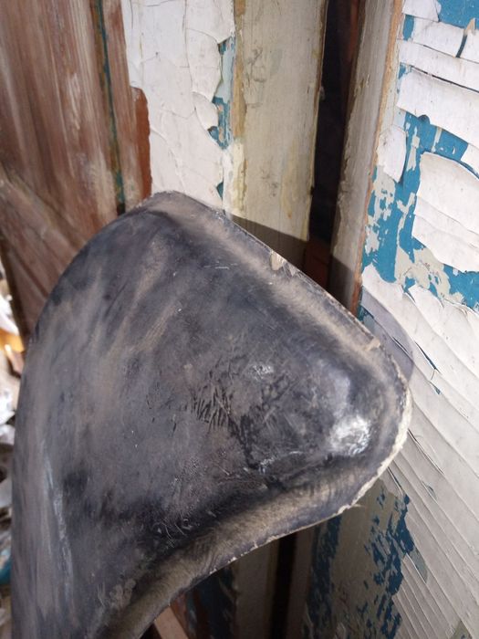 Продам  спойлер стекловолокно