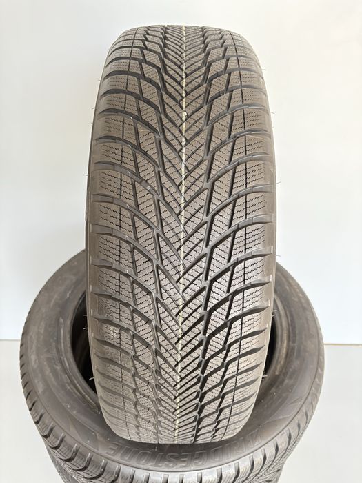 205/55 R19 97H Зимові шини Bridgestone LM001