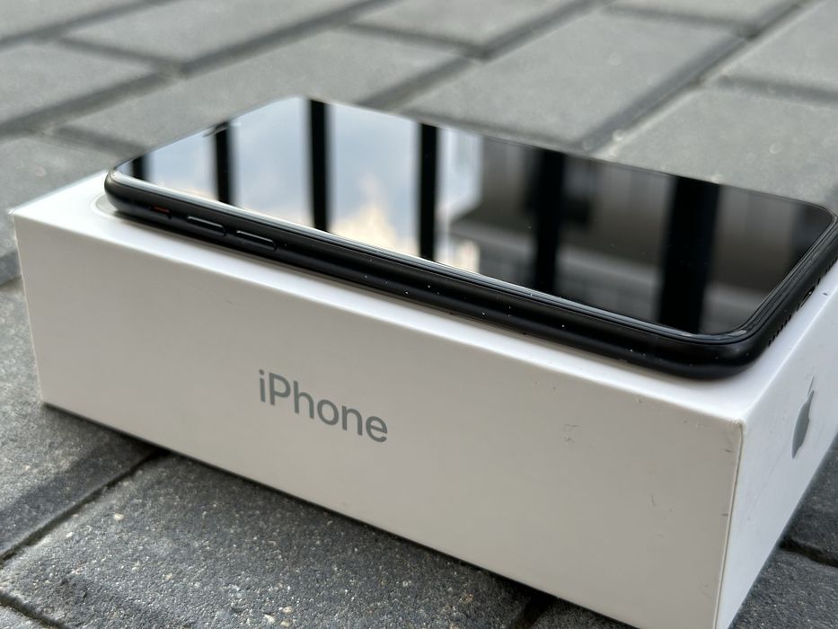 iPhone XR 64GB / Bateria 100% / Ładny stan
