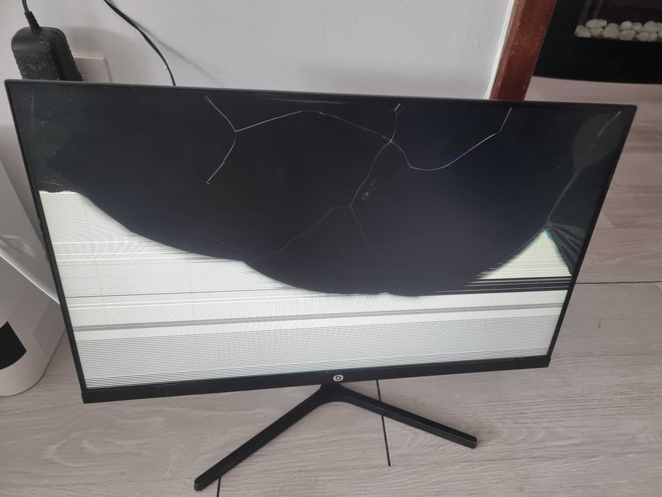Monitor Essentiel b EB_E10-24-F – 24 Polegadas (Ecrã Partido)