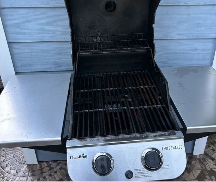 Газовий Гриль  Char Broil Performance